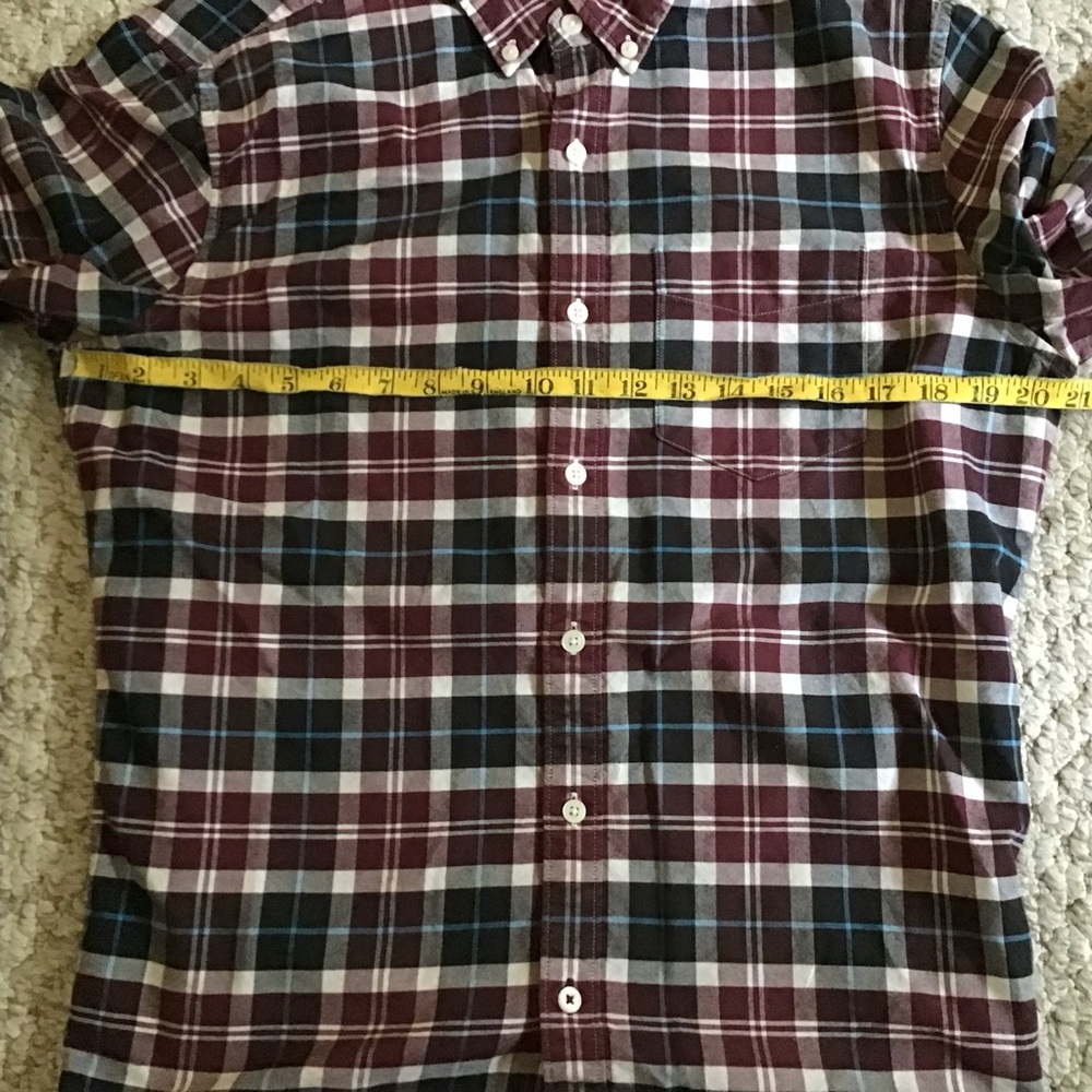 💕2/$20 AE Classic Fit L/S Plaid Button Down Shirt - Picture 3 of 9
